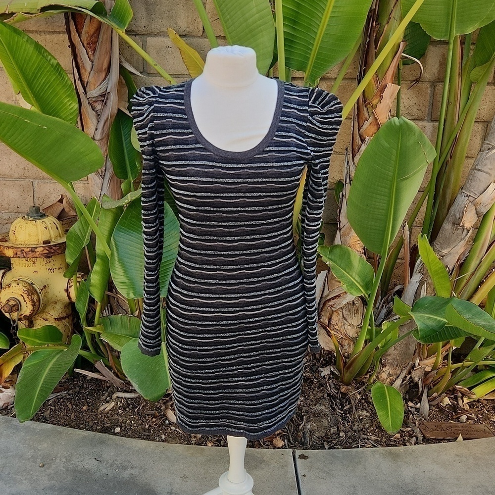 McGinn black gray silver metallic striped long sleeve dress small